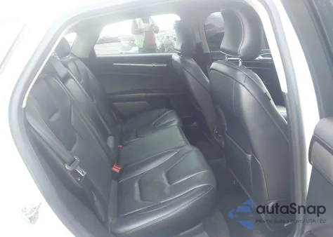 2017 Ford Fusion Titanium z USA, uszkodzony, nr VIN 3FA6P0K93HR203063